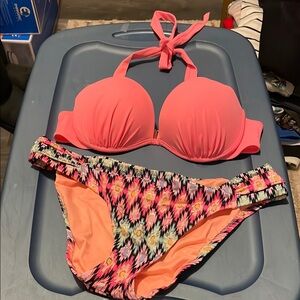Victoria's Secret Pink Bikini Set with Eye-Catching Design